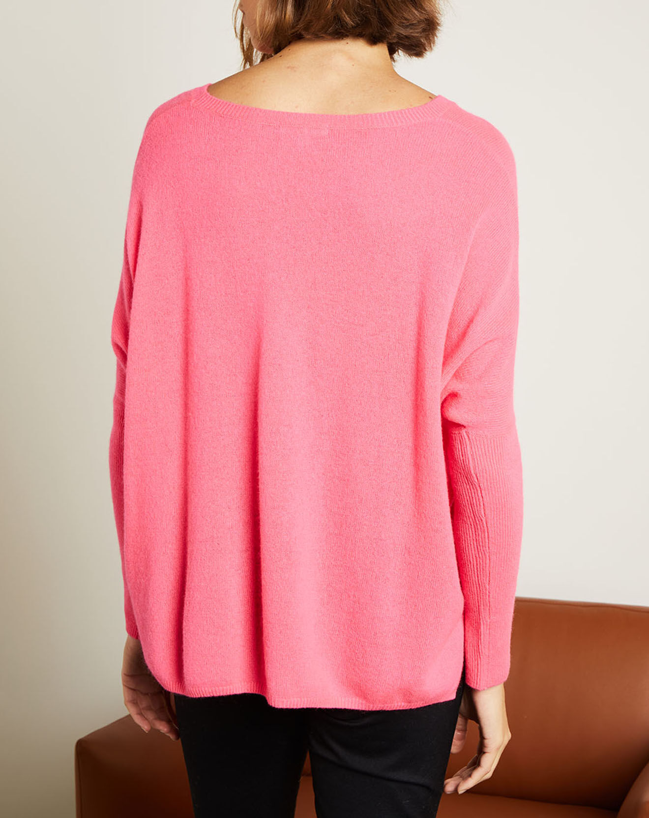 Miss Cashmere Pull poncho 100% Cachemire Elisabeth Col rond rose fluo