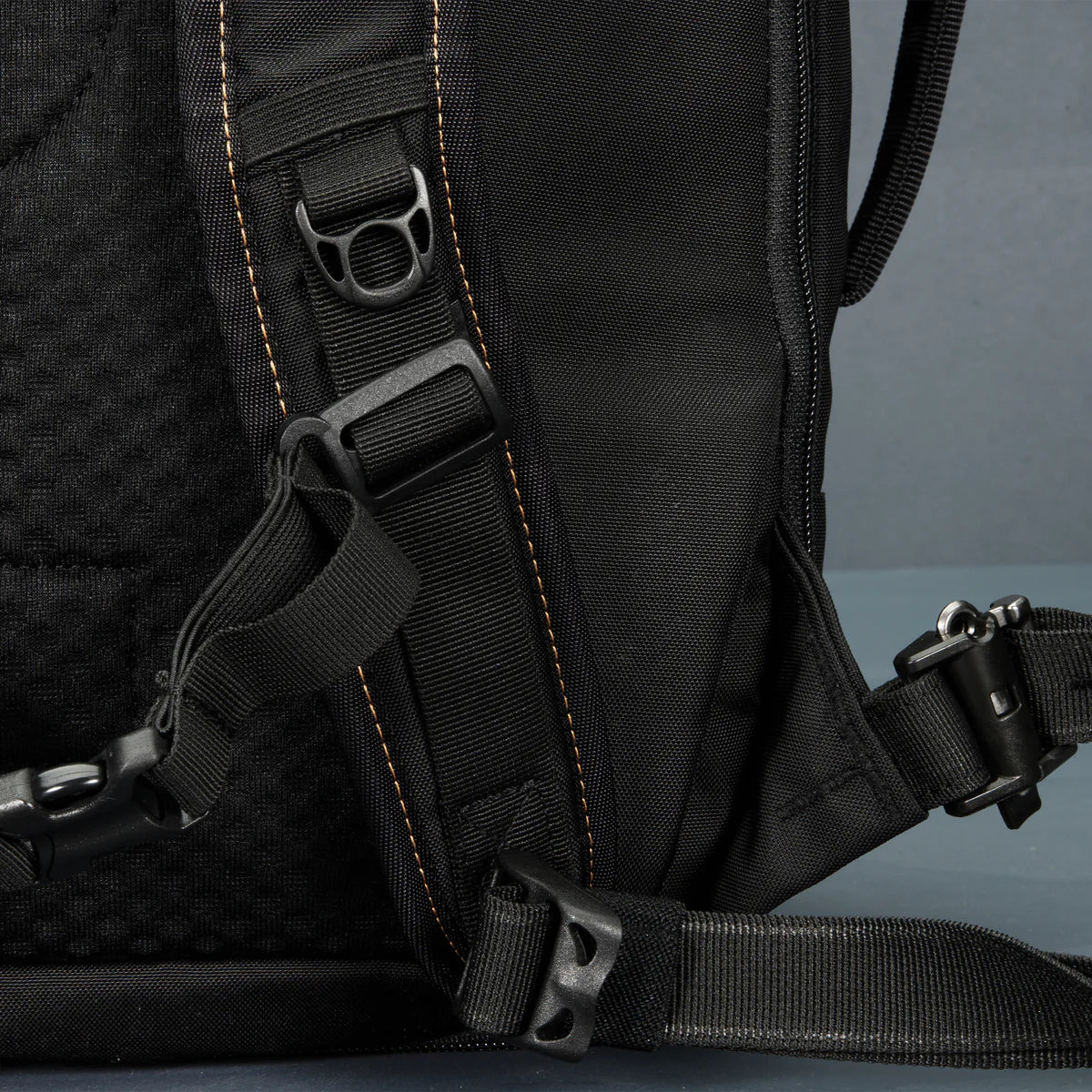 FCS FCS X PACSAFE ROAM DAY PACK 25L - Sac à dos