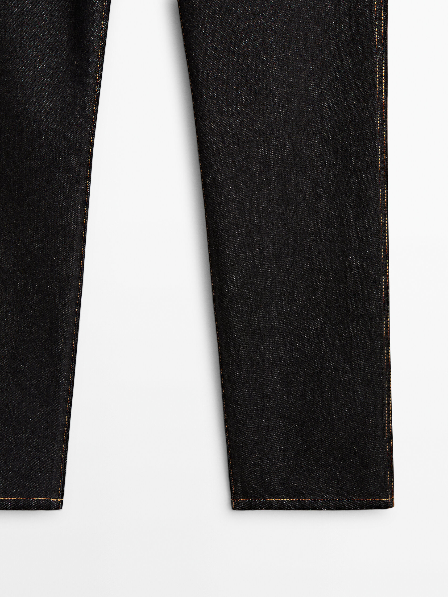 Calça jeans slim fit de cintura alta - PRETA