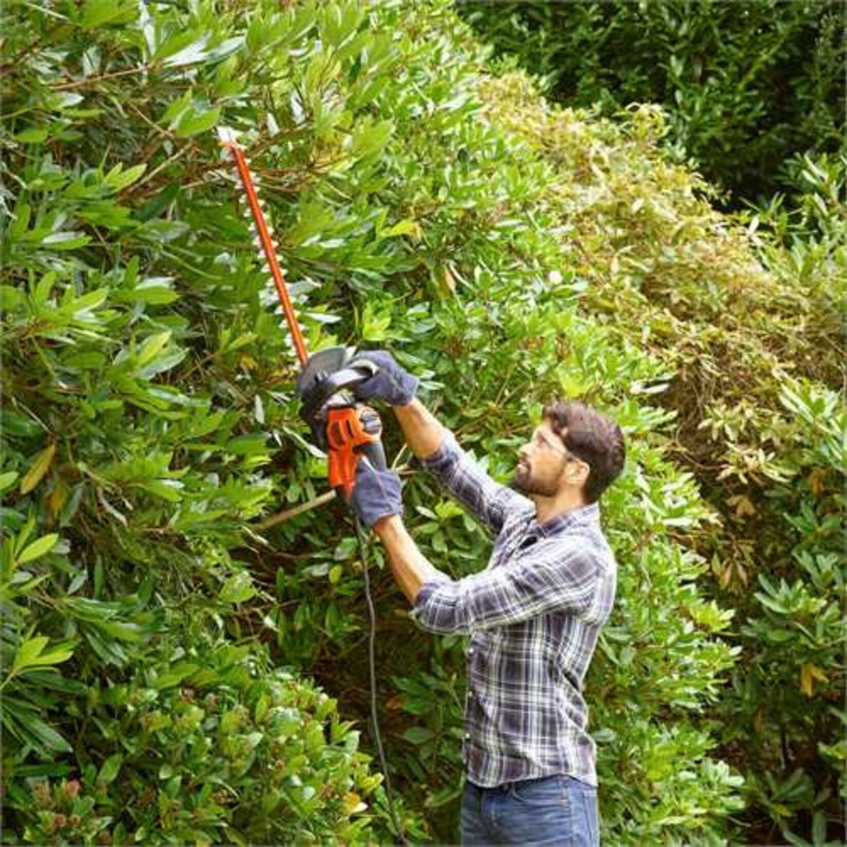 BLACK+DECKER Heckenschere Heckenschere BEHTS451