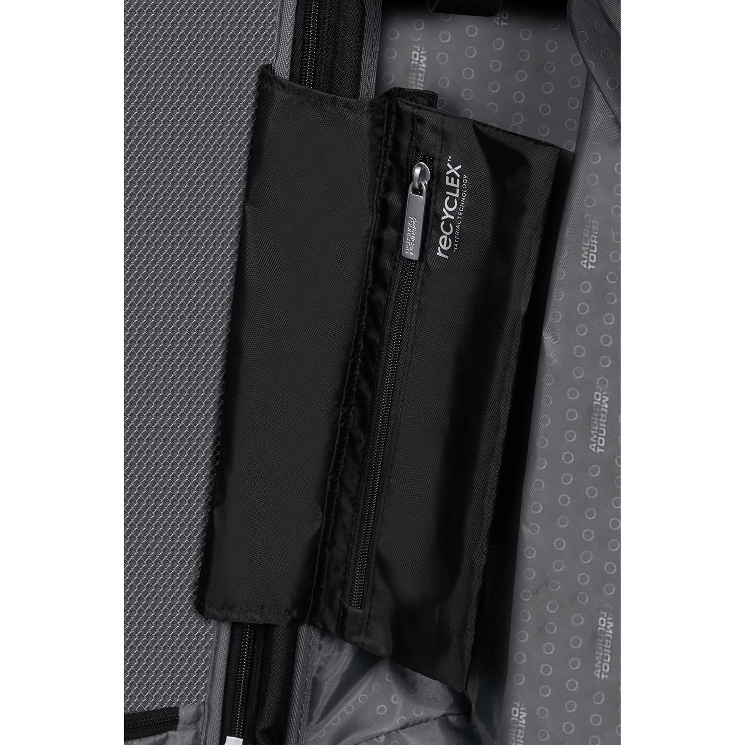 American Tourister Starvibe Spinner 55 EXP black