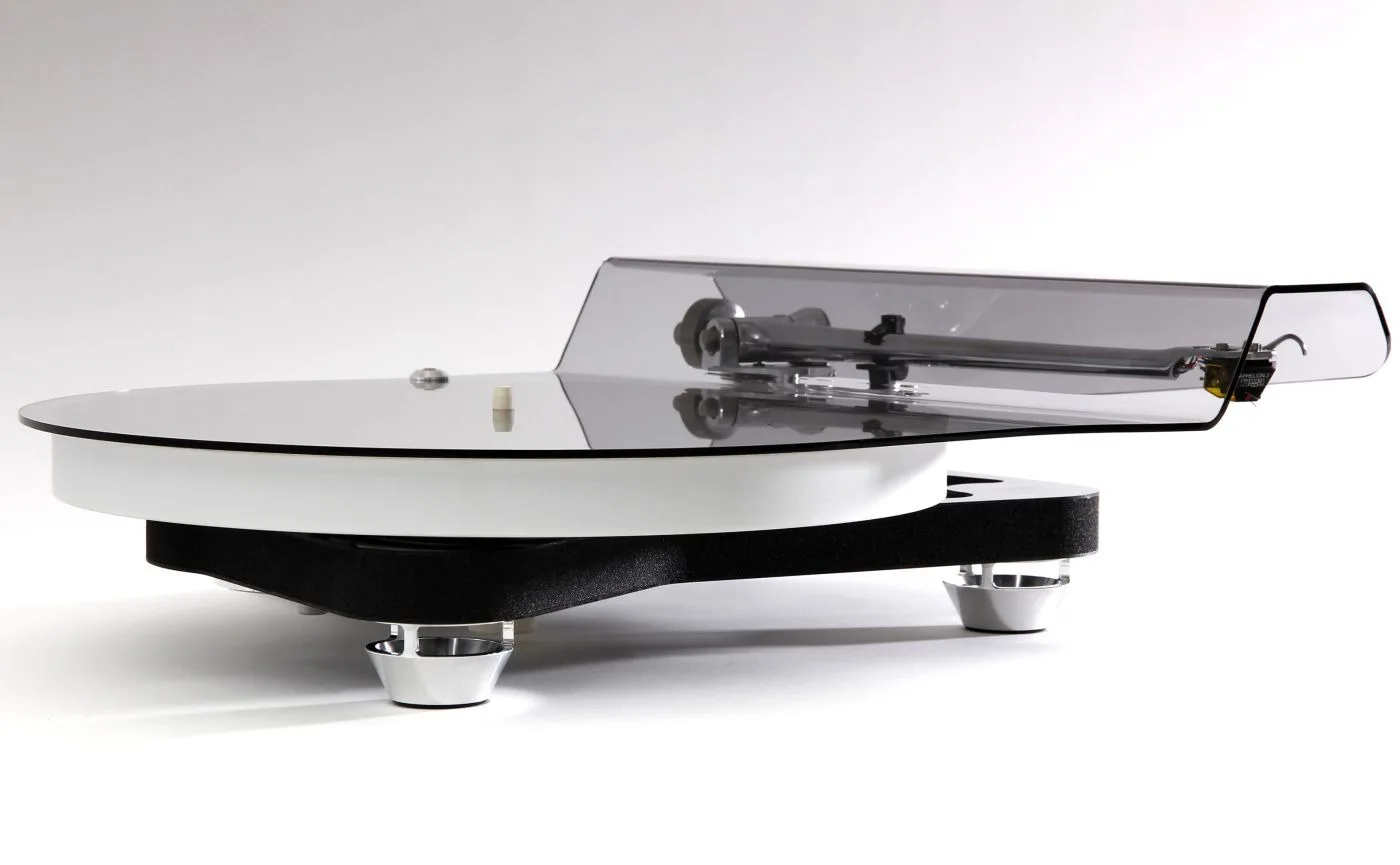 Rega Naia   cellule Aphelion 2 MC Platines vinyle hi-fi