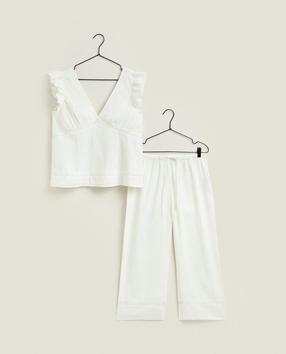 BLUSA COM DETALHES EM RENDA