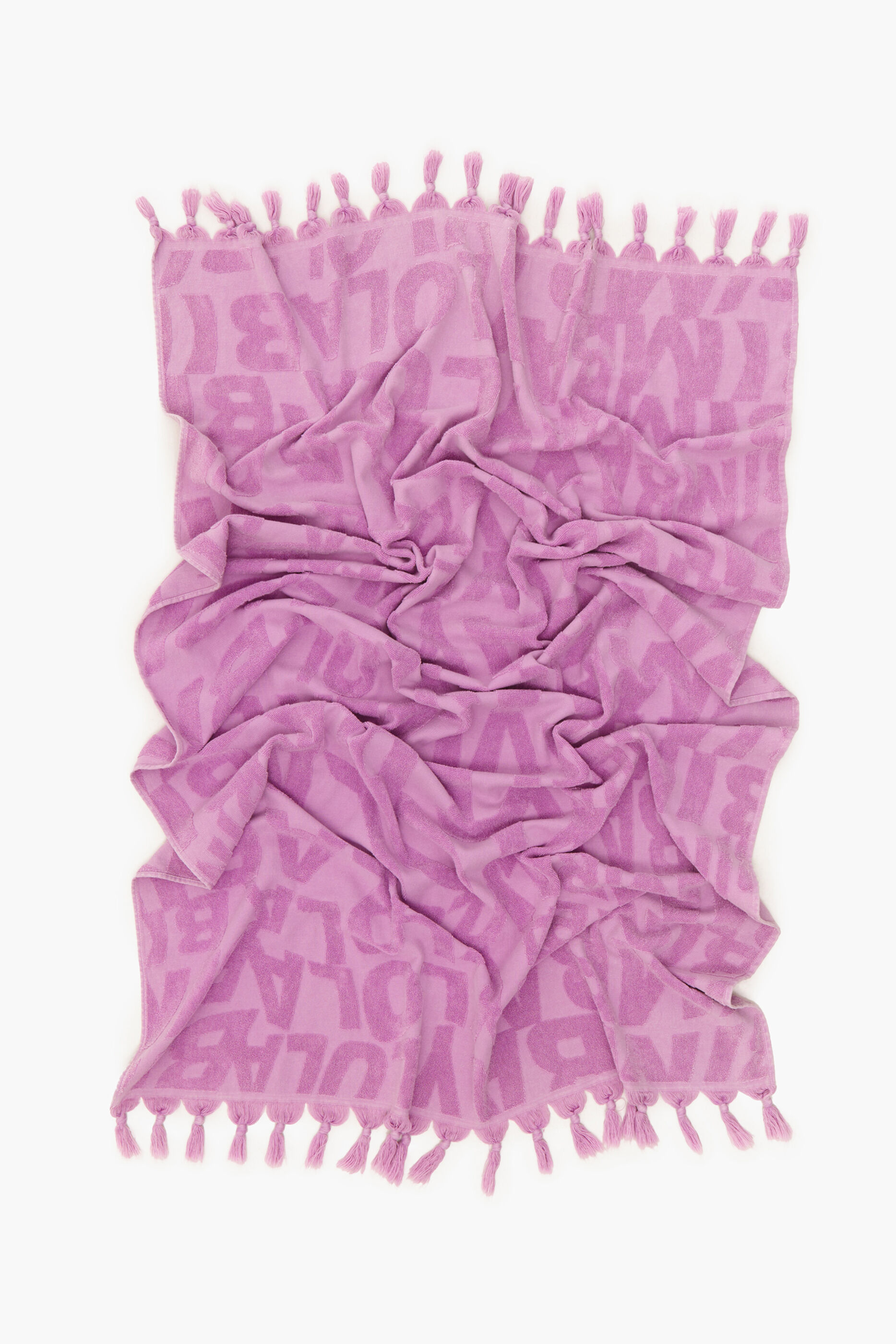 Toalha lilás com logo em jacquard