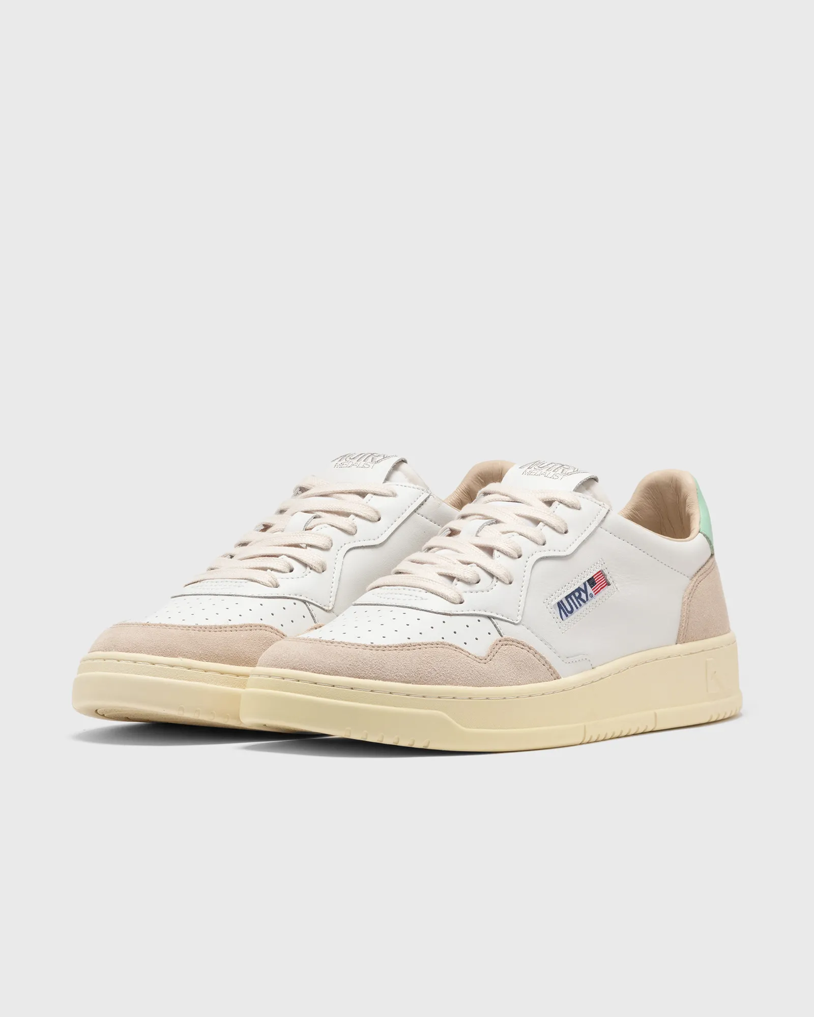 Autry Action Shoes MEDALIST LOW