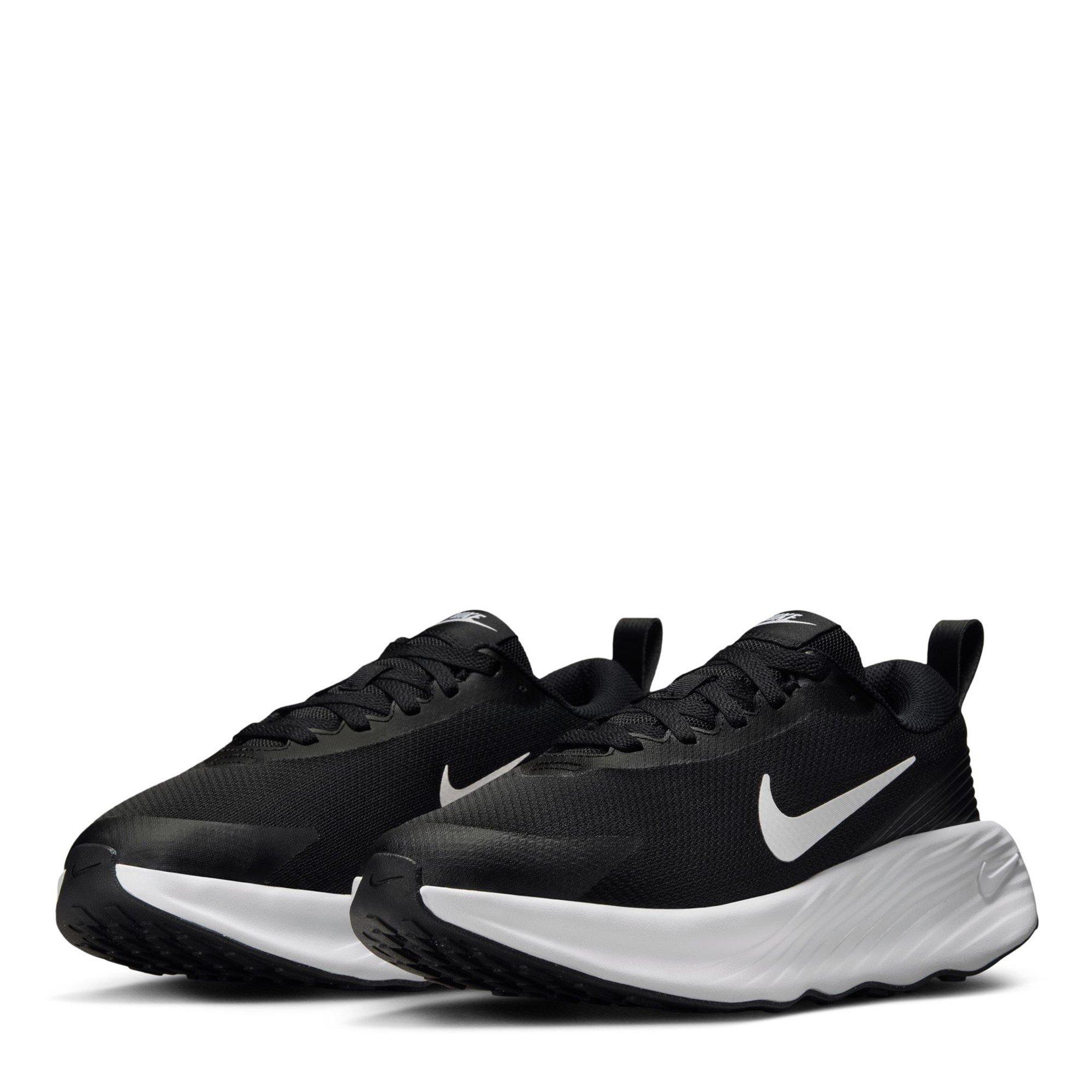 Nike Promina