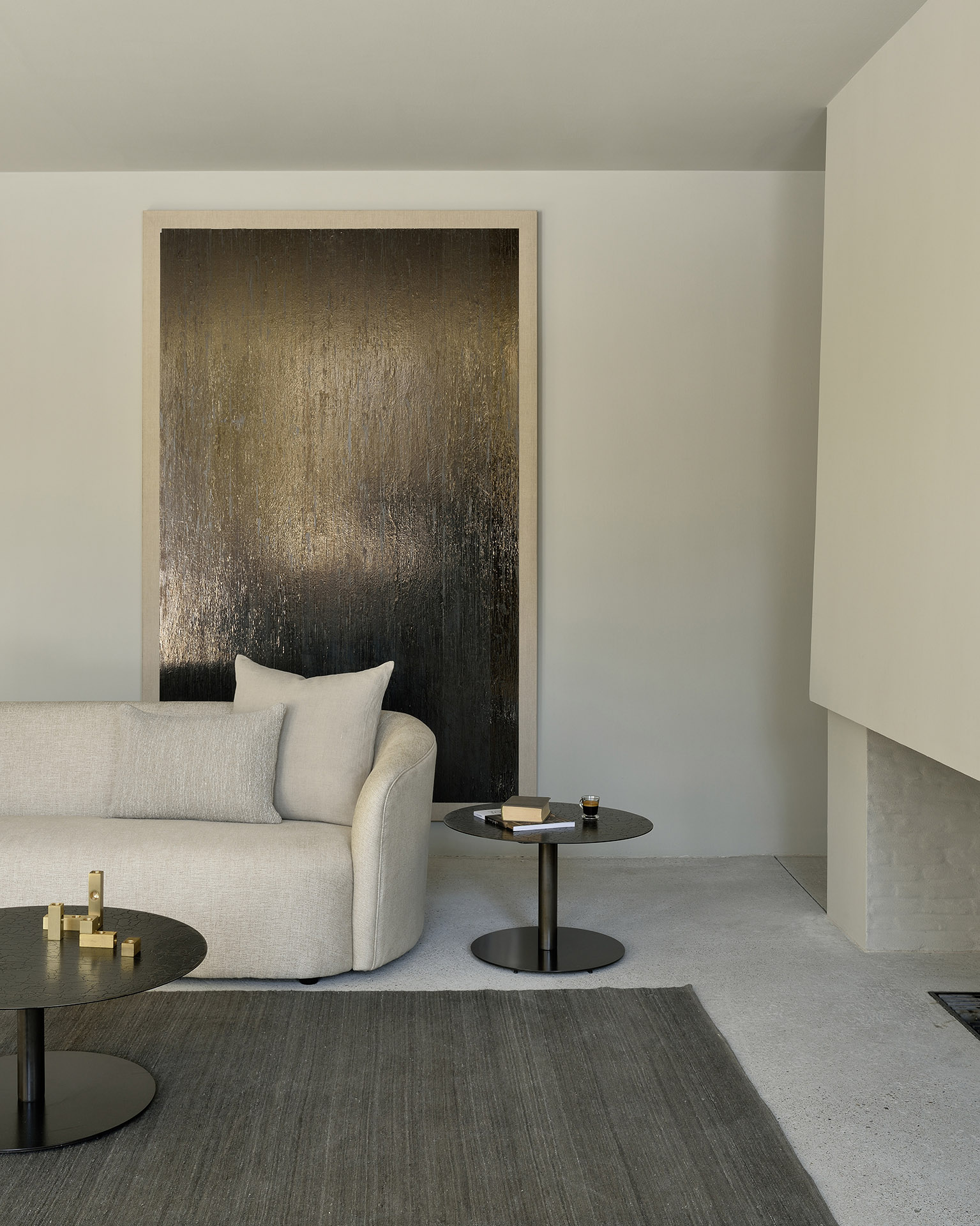 ELLIPSE SOFA - ASH