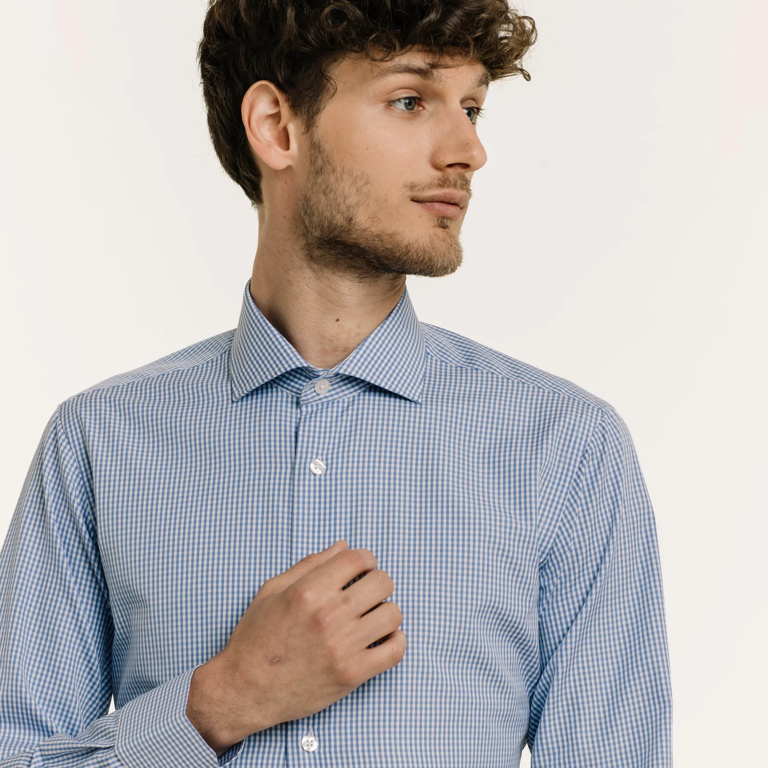 Fitted shirt in blue double-twisted gingham poplin