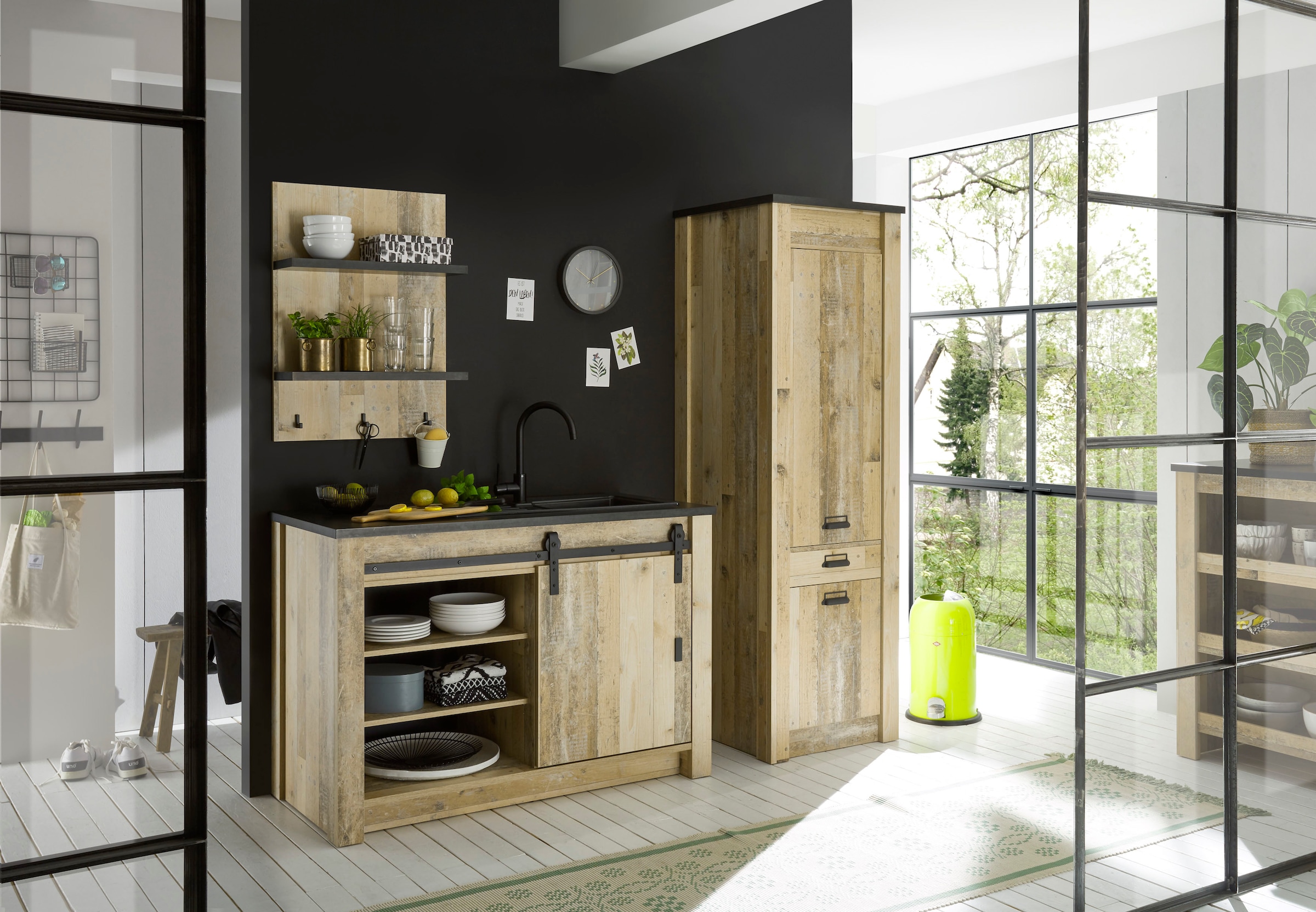 Home affaire Vorratsschrank »Sherwood« mit Apothekergriffen aus Metall, Tiefe 64 cm
