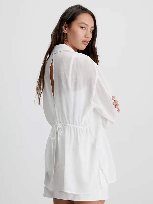 Camisa aberta nas costas em rayon com babados