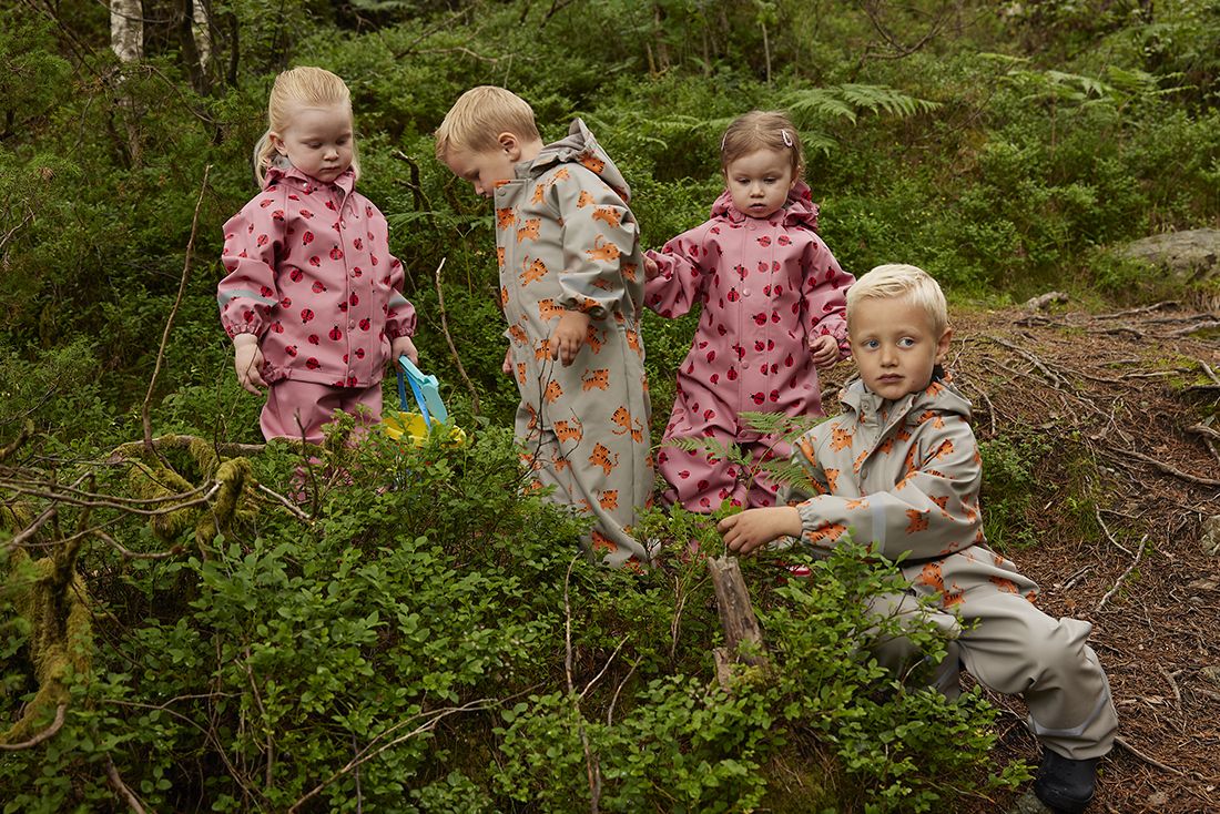 Regndress med fôr og print Pøse