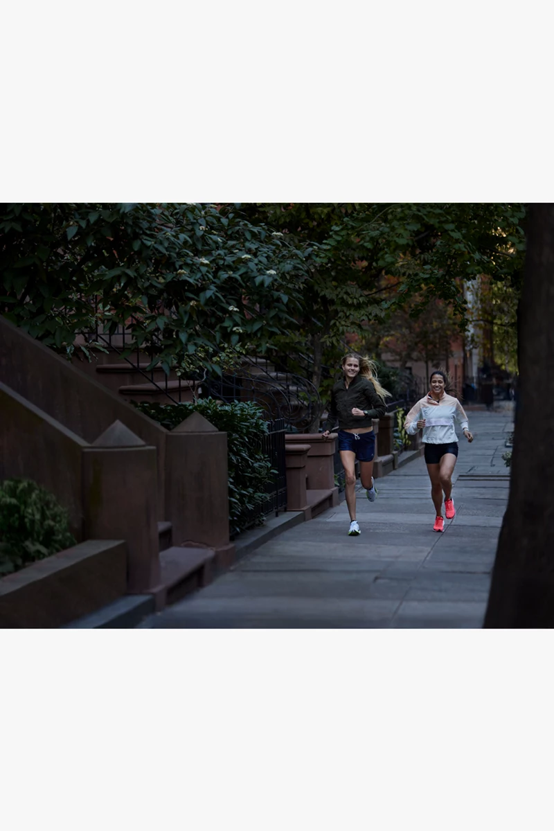 GARMIN Forerunner 265 Music Sportuhr