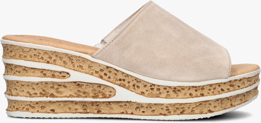 beige gabor slippers 650.1