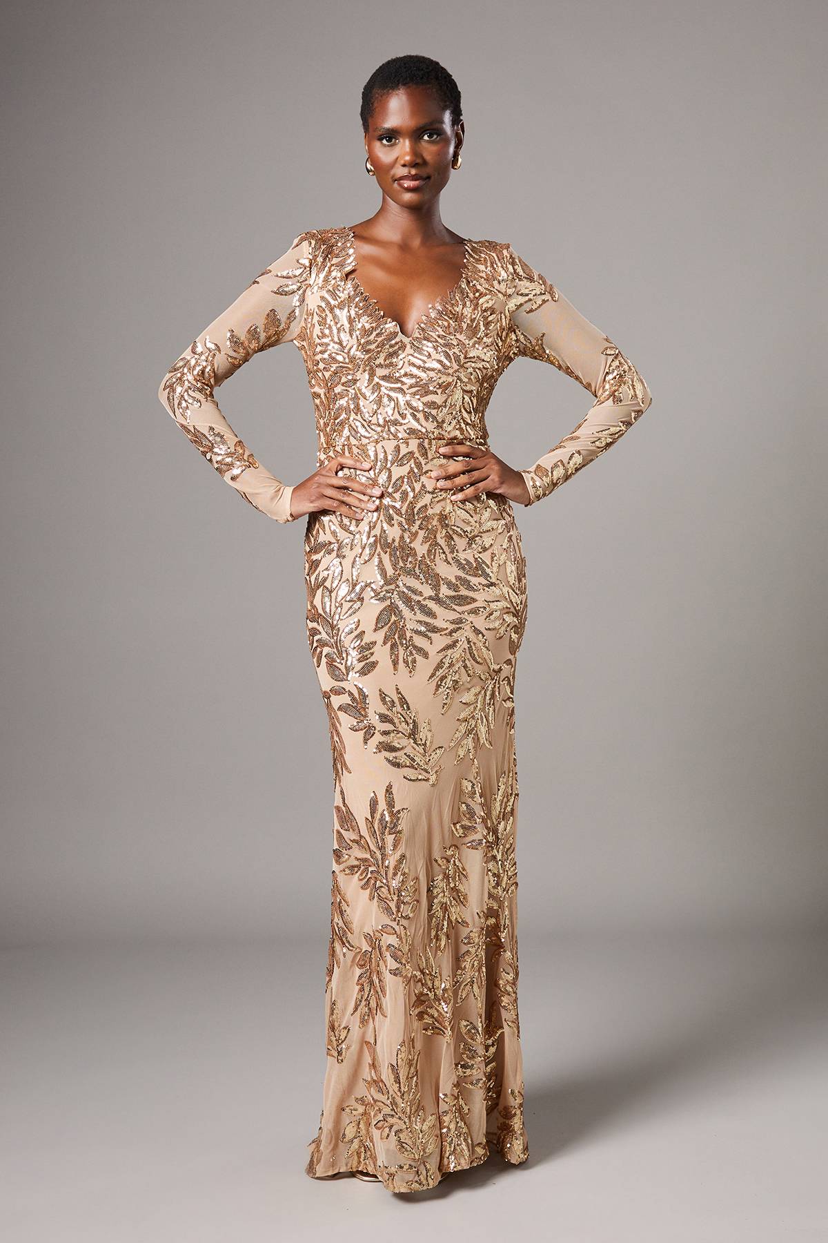 Coast Robe Longue À Sequins Floraux Et Manches Longues