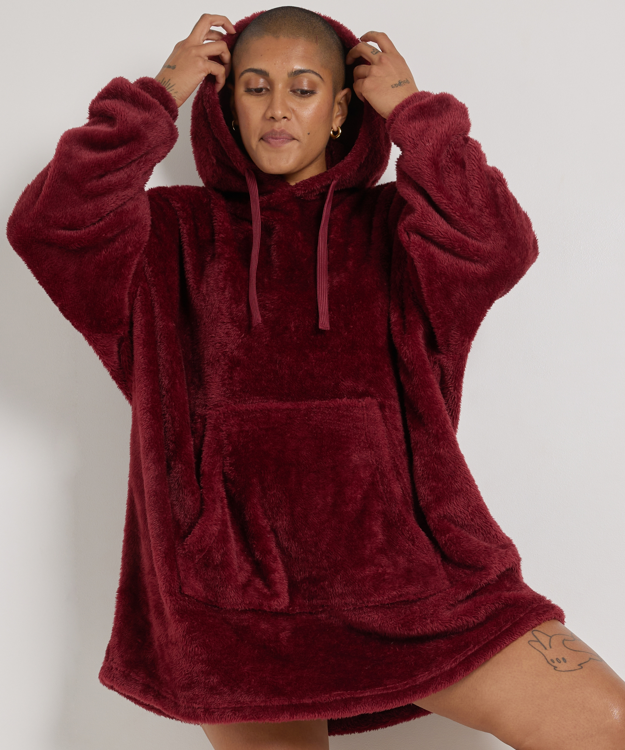 uni huggle hoodie