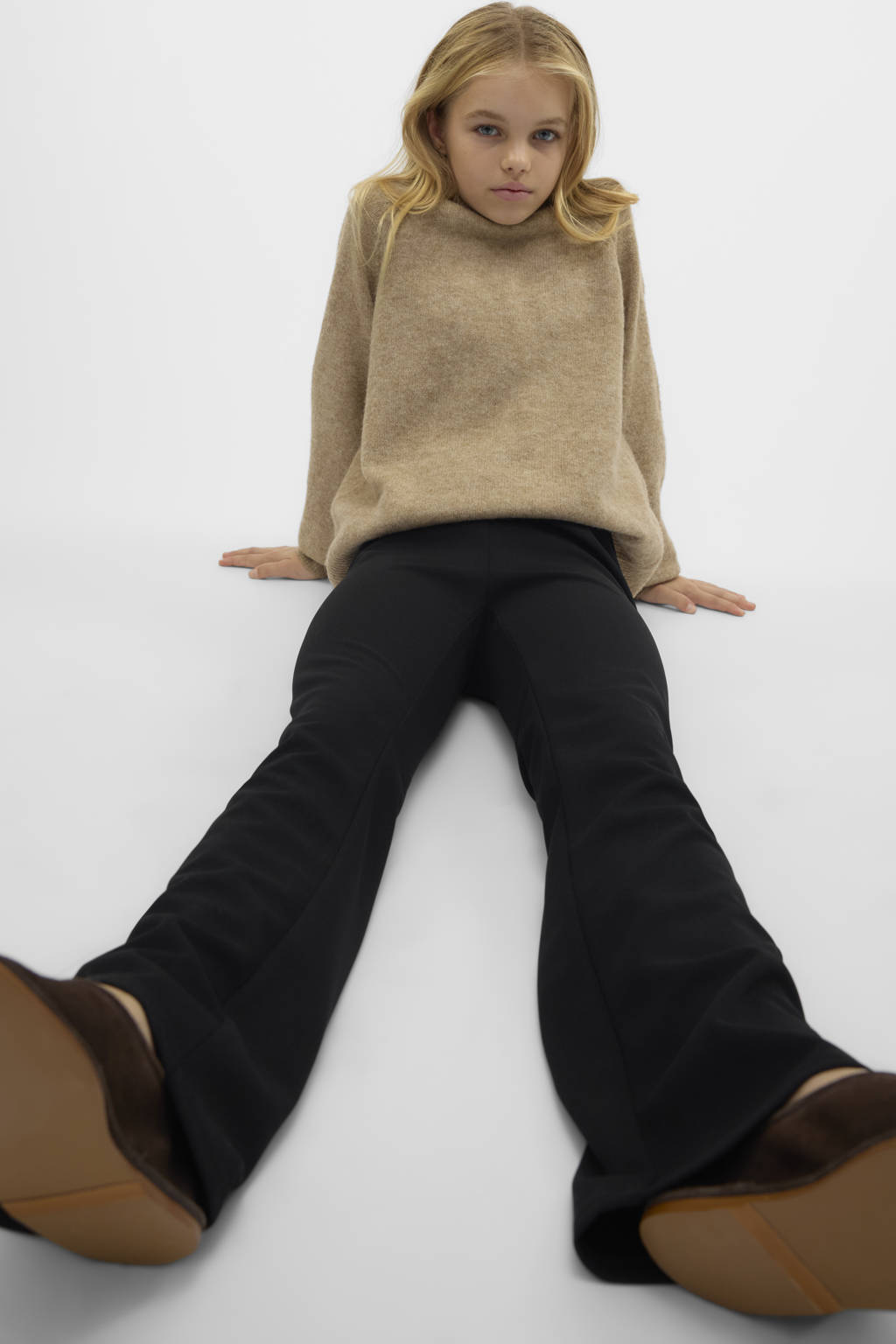 VERO MODA GIRL flared broek VMLUCCAKAMMAzwart
