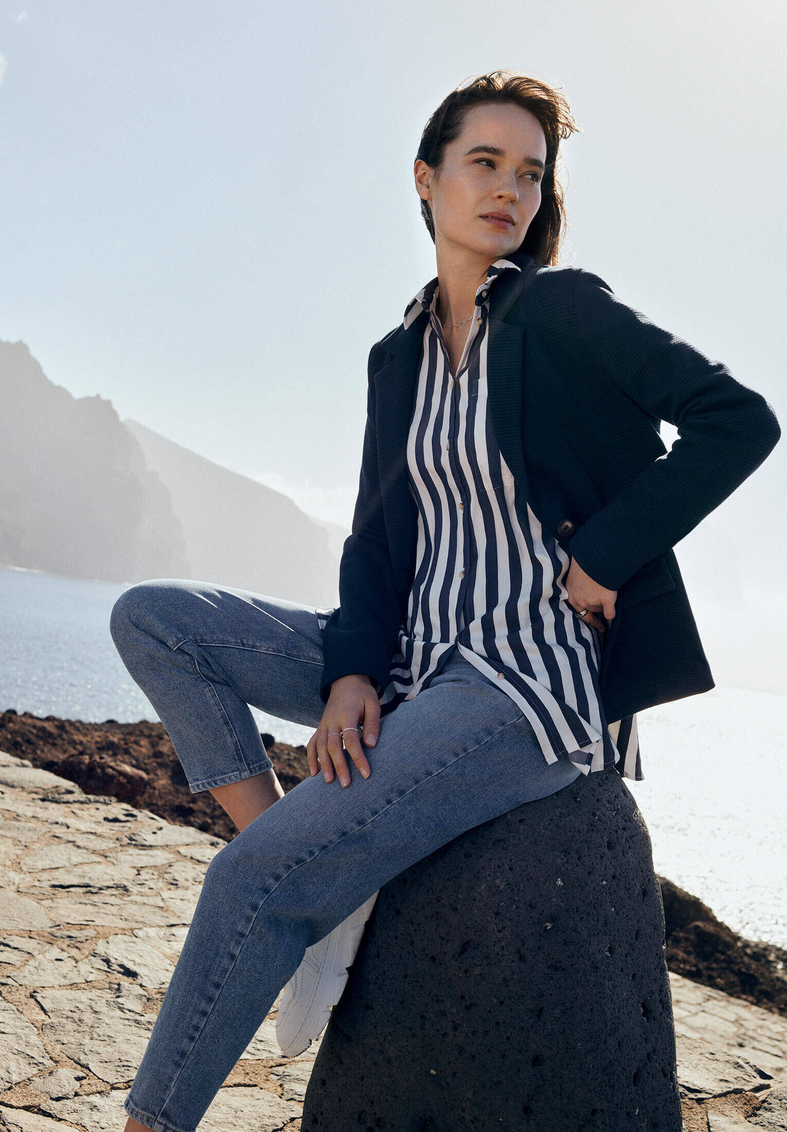 Betty & Co| Damen Sweatblazer mit Taschen
