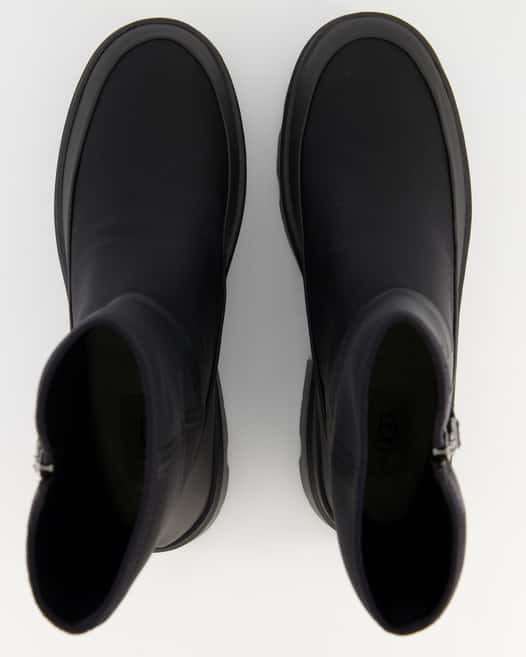 UGG Brisbane Mid Winterstiefel in Schwarz