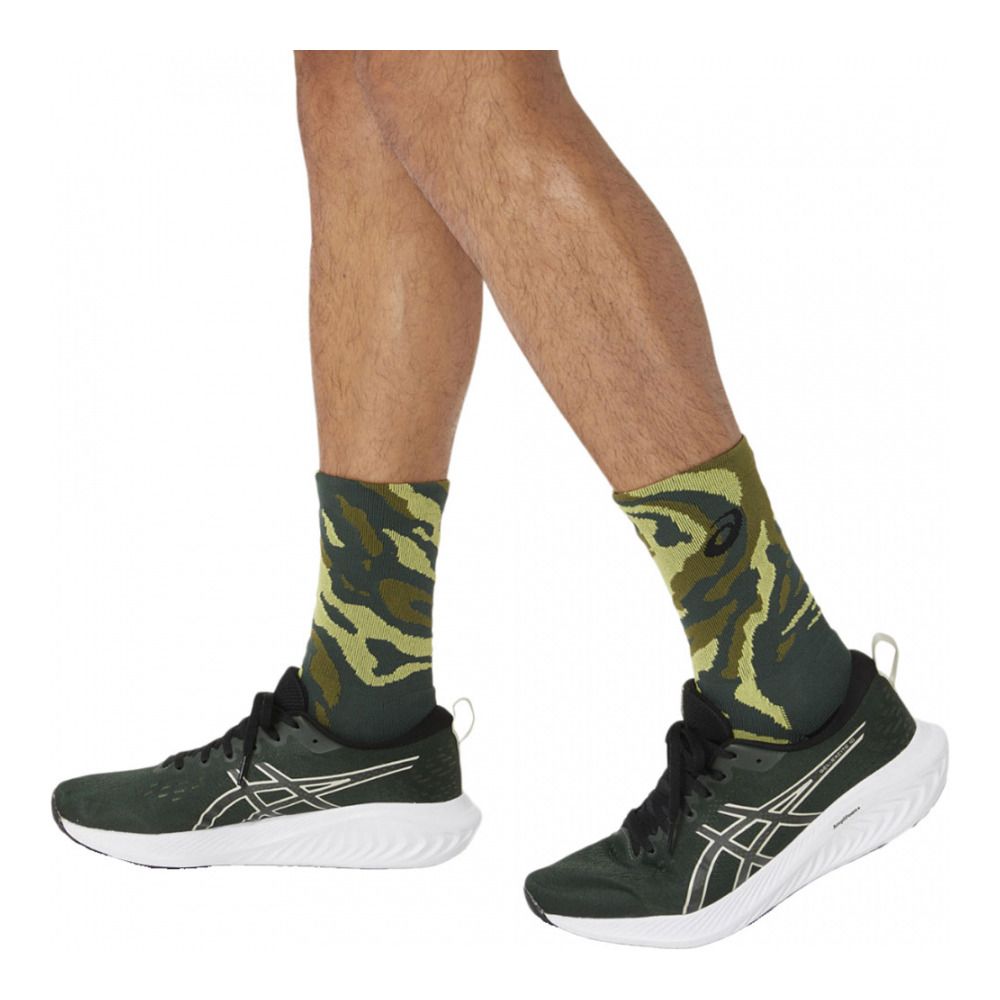 Asics COLOR CAMO RUN - Chaussettes rain forest/cactus/glow yellow