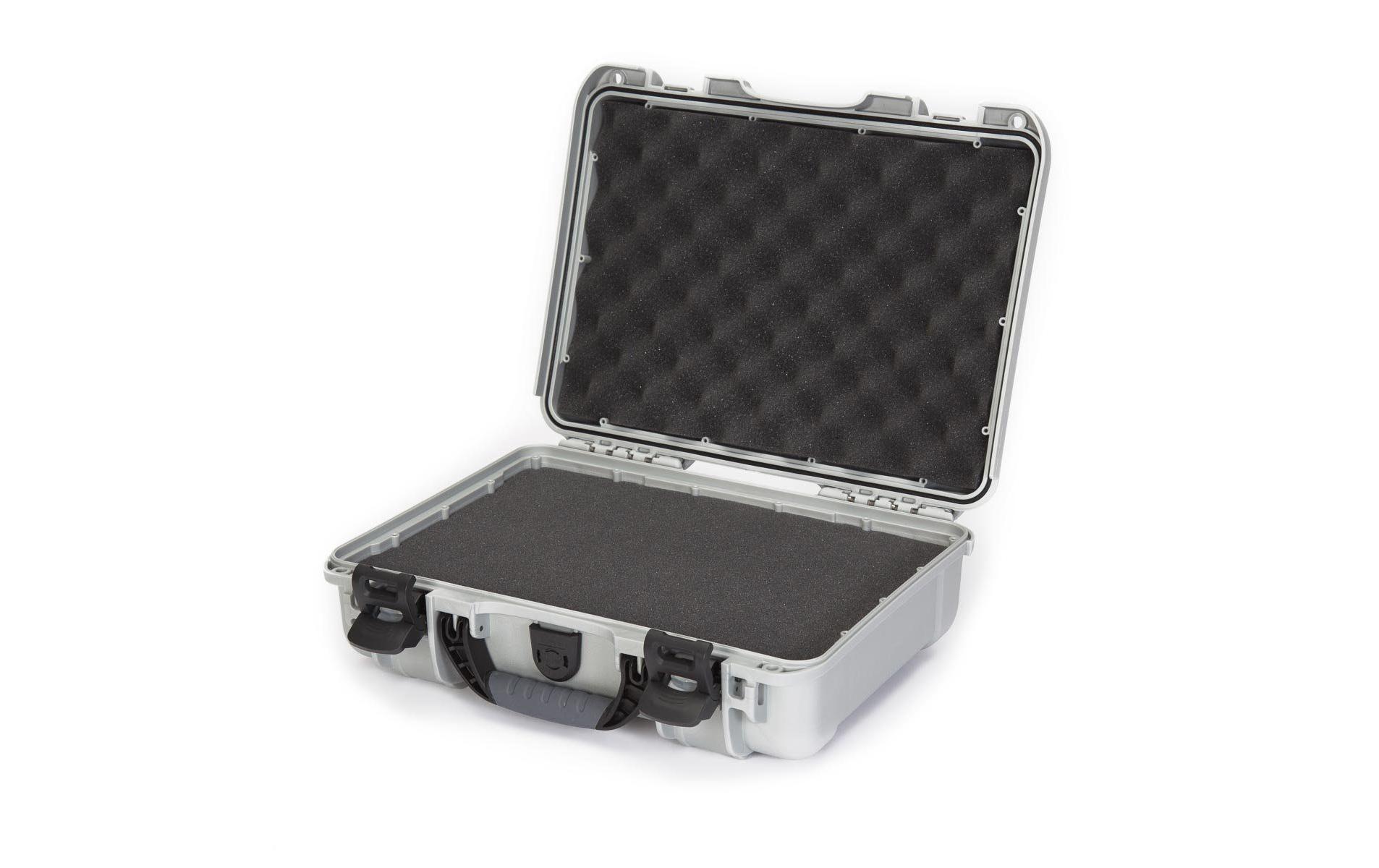 Kunststoffkoffer 910 - mit Schaum Silber<br>Leichter, wasserdichter und robuster Hartschalenkoffer