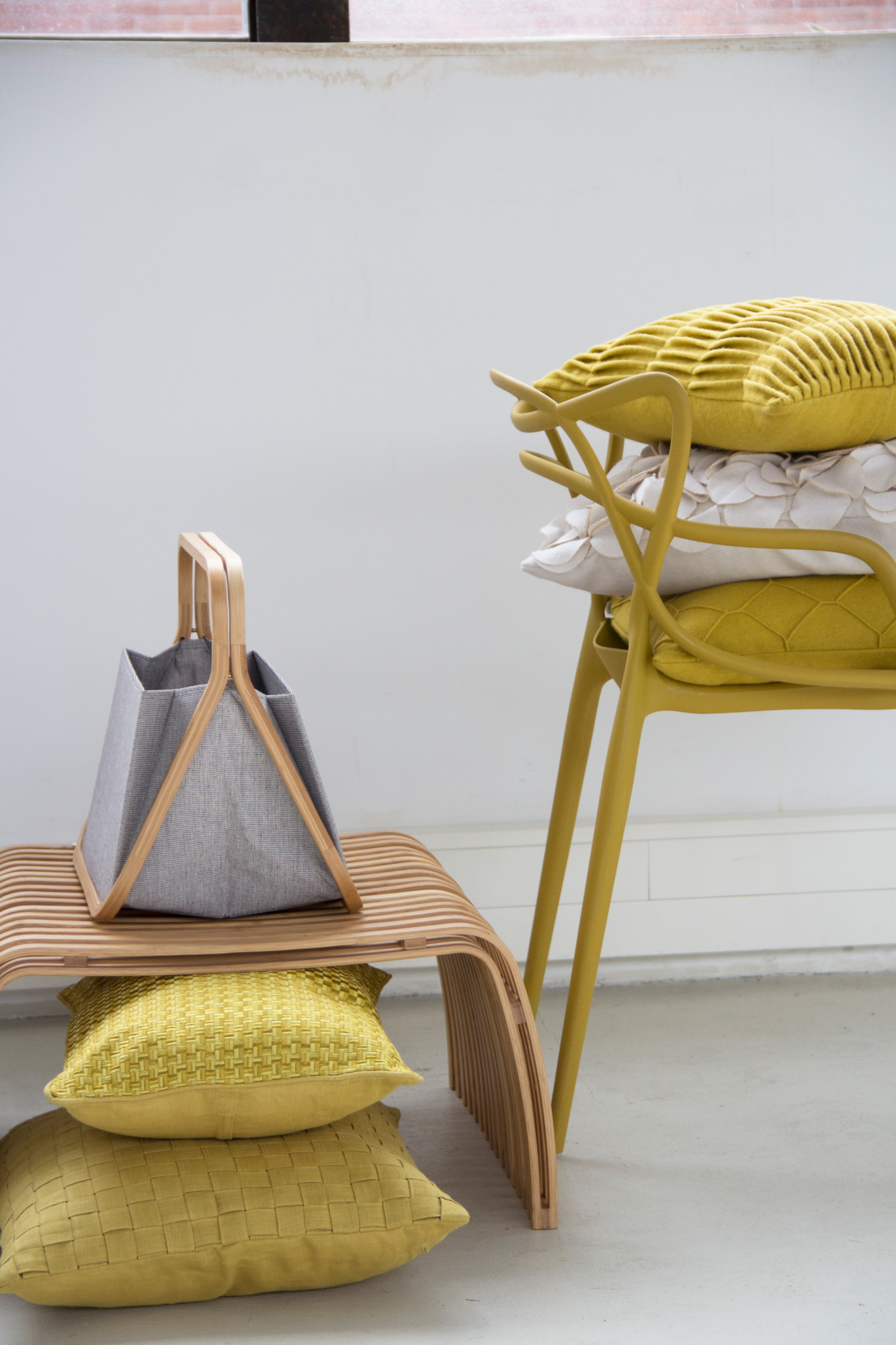 Kussen small wave tealblue wolvilt
