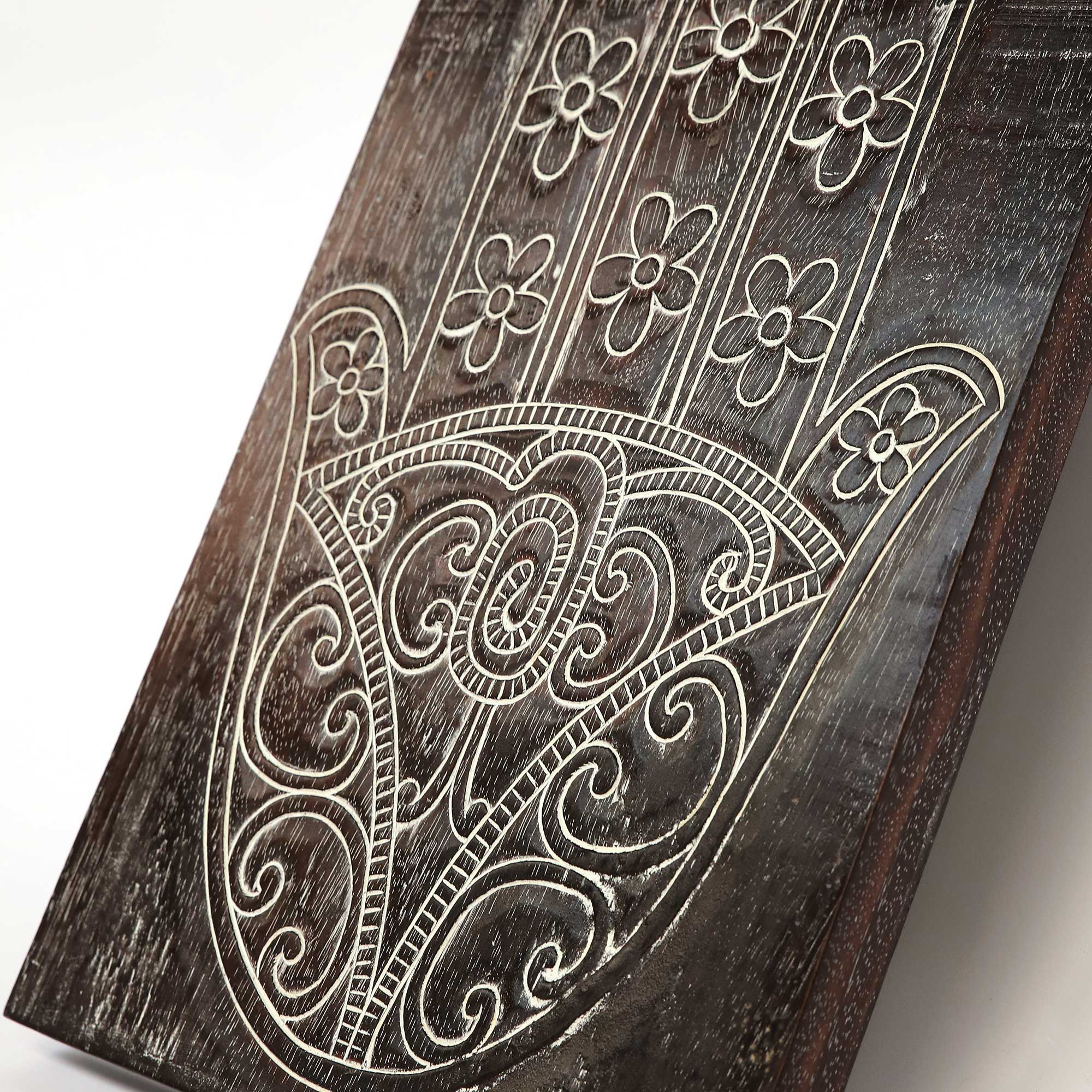 Wandbild 'Hand der Fatima', aus Massivholz, H 49 cm, B 30 cm, L 3 cm von fischer's lagerhaus