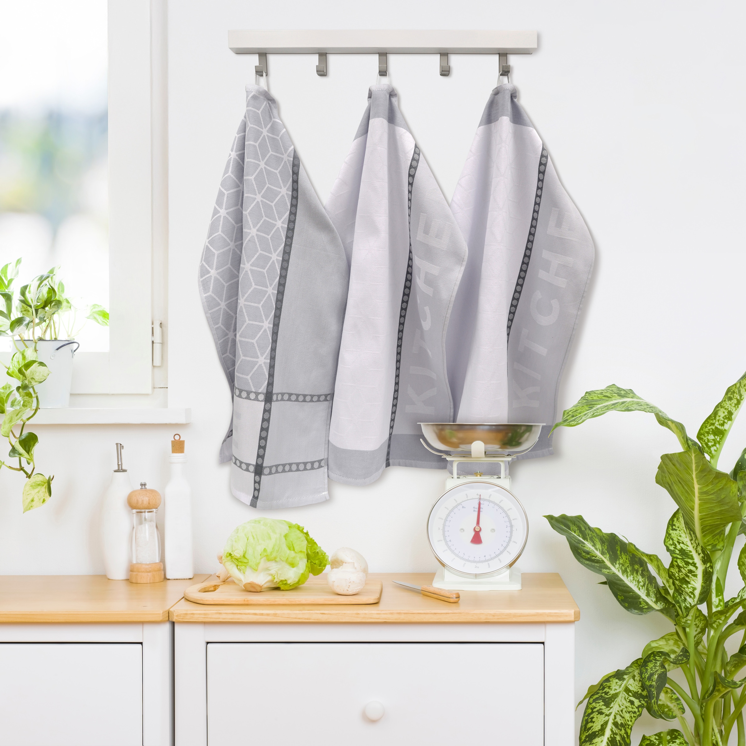 Dyckhoff Geschirrtuch »HOME & KITCHEN, Masse je Tuch ca. 50x70 cm, aus 100% Baumwolle« mit zwei verschiedenen Motiven