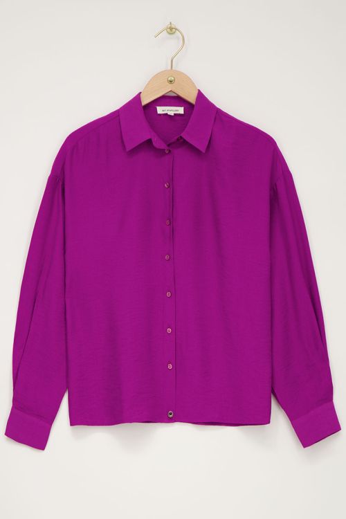 Paarse blouse met knopen