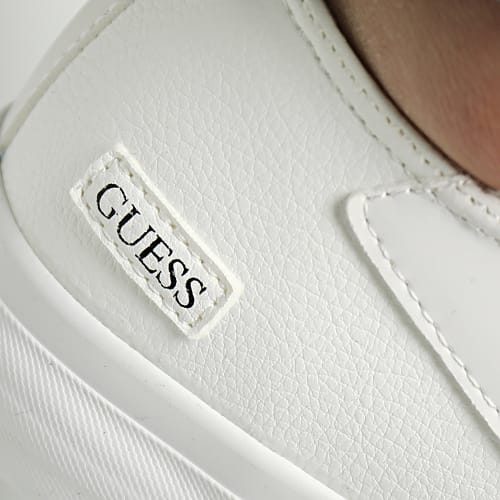 Baskets FM5EDLELE12 White