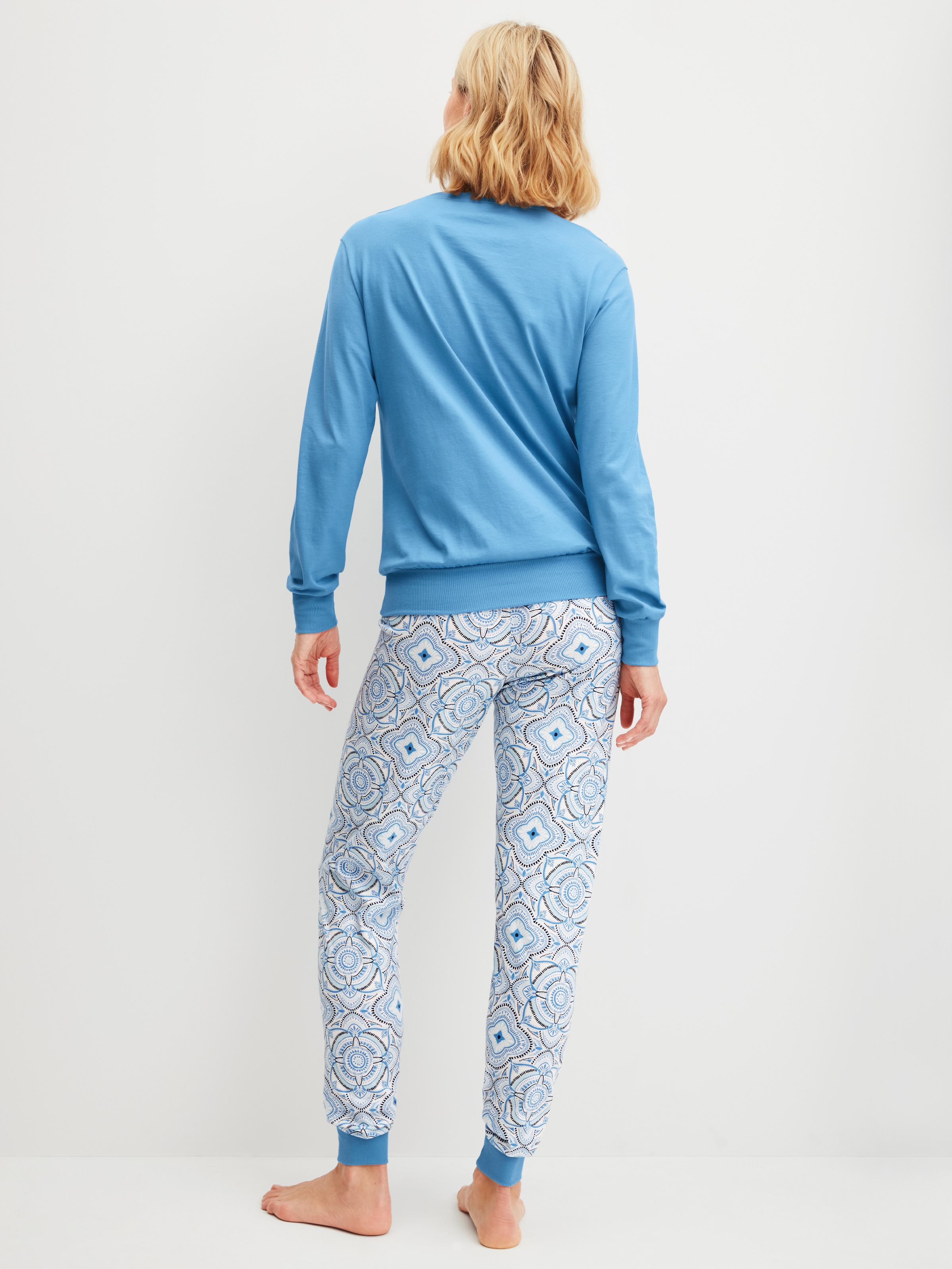 CALIDA Schlafanzug »Cotton Stripes«, 2 Stk. Langarm, Rundhals-Ausschnitt, lockere Passform, Baumwolle