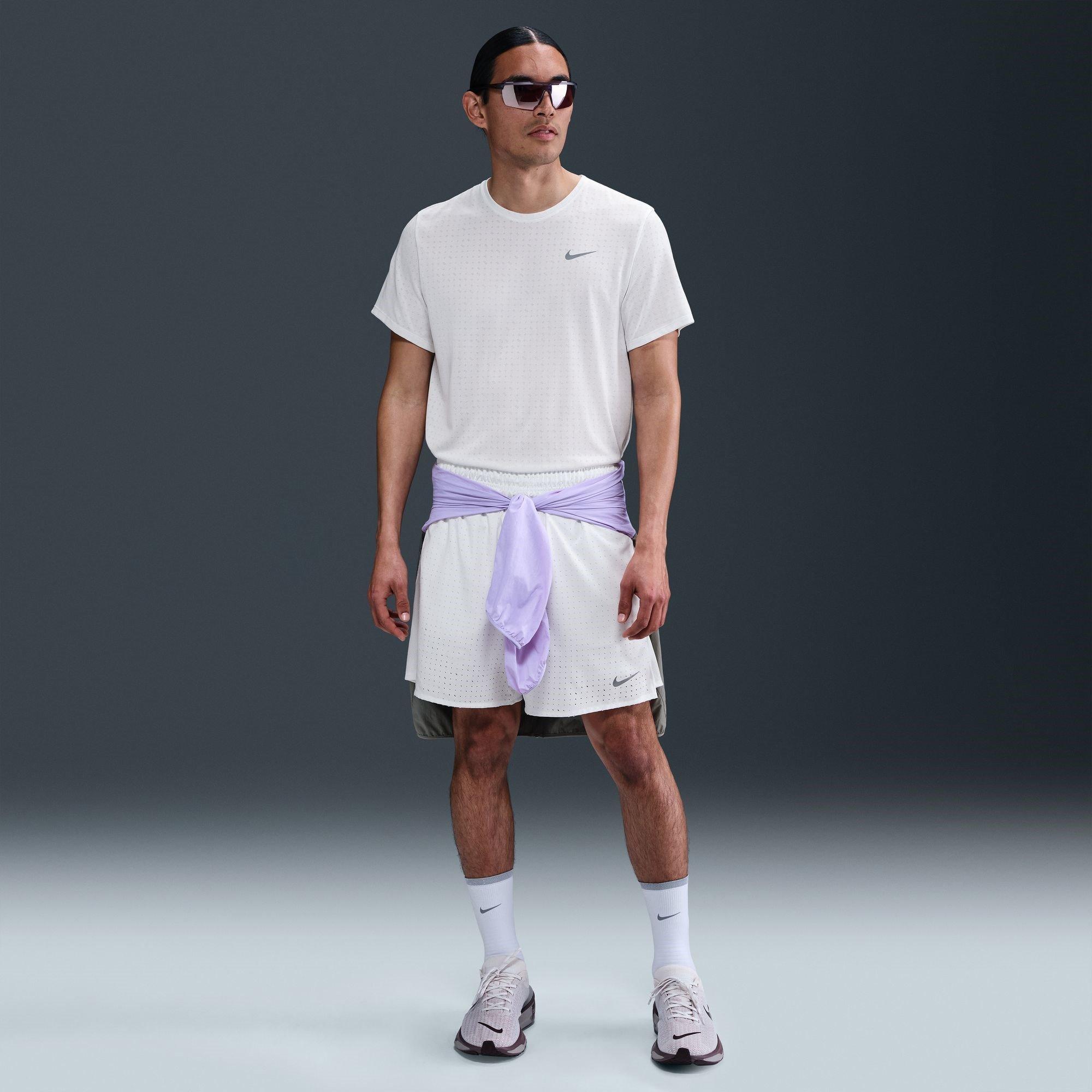 Nike Breathe Miler Sn53
