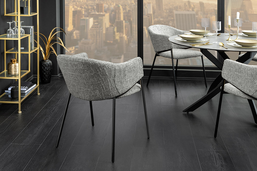 Design Stuhl NOBLESSE grau Chenille schwarzes Metallgestell