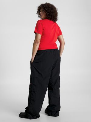 Camiseta Slim Fit com Logo Essencial Curve