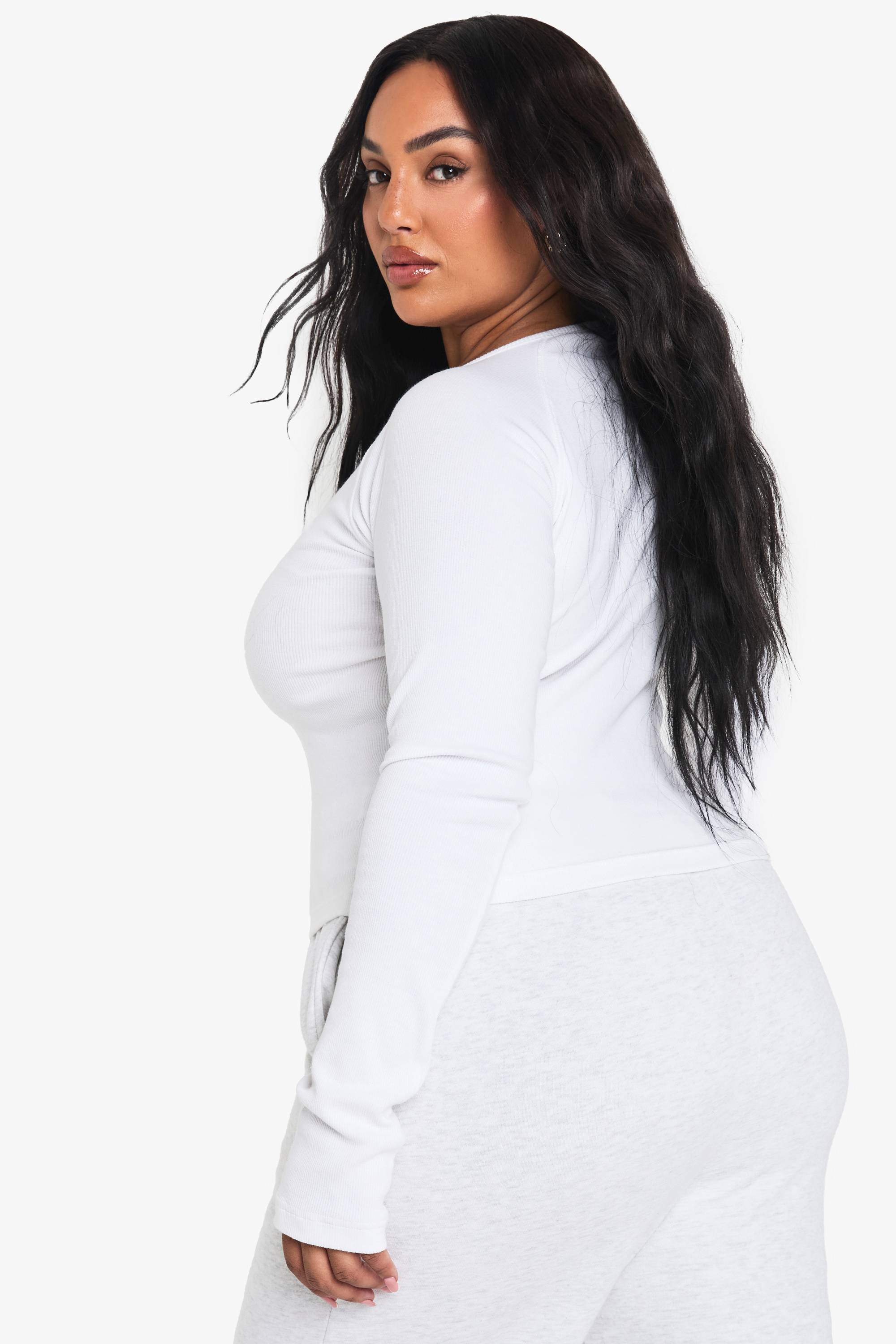 boohoo Haut Côtelé À Manches Longues Avec Boutonnage Sur Le Devant