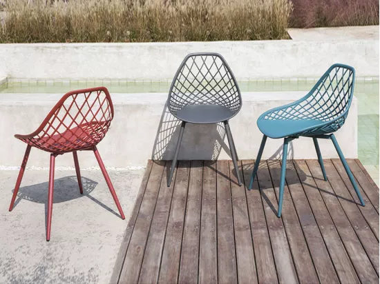 Lot de 2 chaises de jardin en polypropylène avec pieds en métal - Anthracite - MALAGA de MYLIA