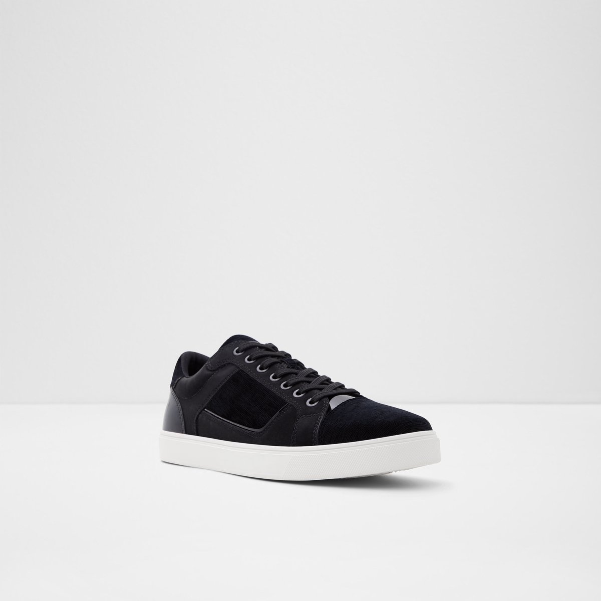 Popstep Black Textile Men Low top