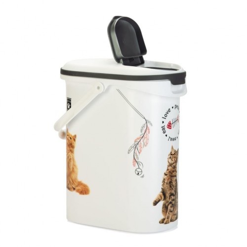 Recipiente branco para armazenar ração de gato com alça.