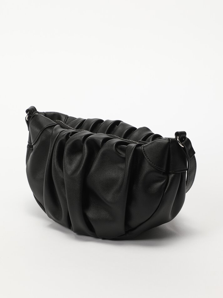 Bolsa transversal franzida - Preta