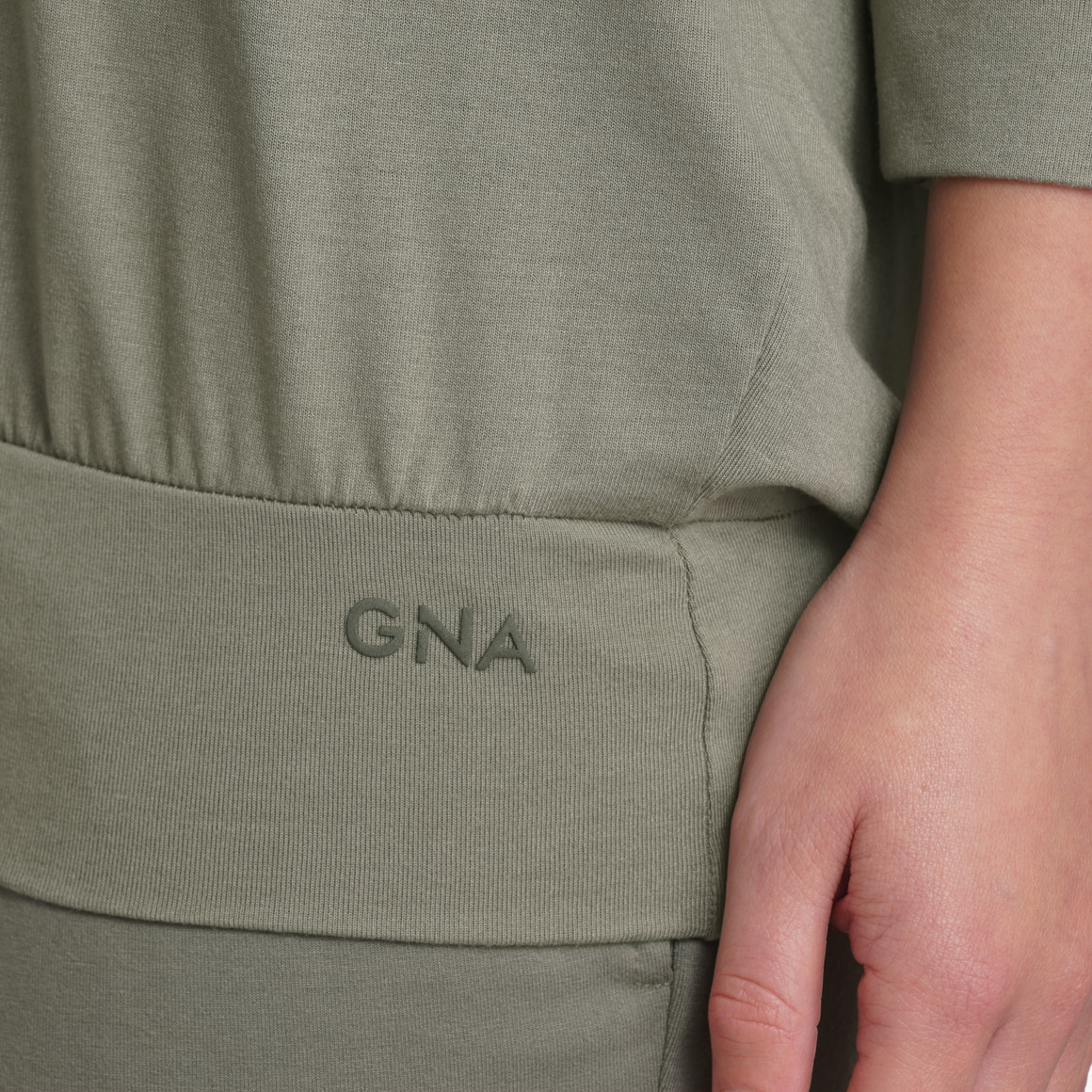 Gina Sports Damen Yoga-Shirt mit 3/4-Arm oliv