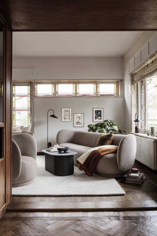 Ferm Living Arum tafellamp zwart