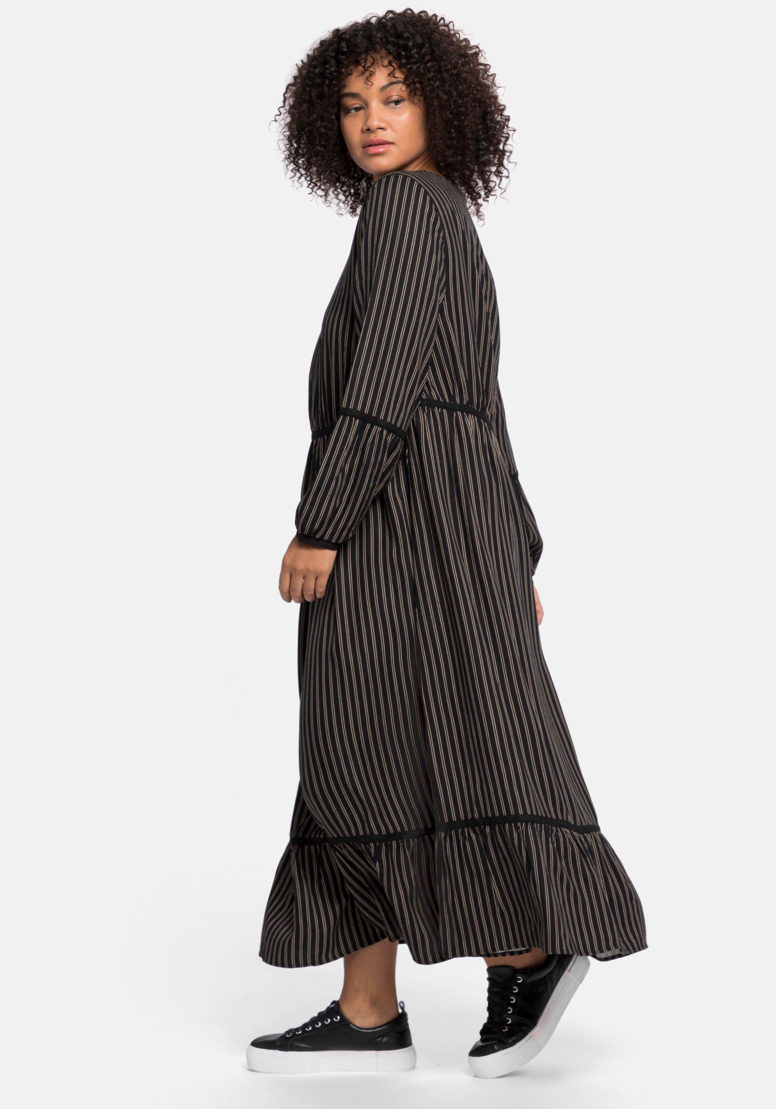 Maxikleid mit Streifen und Zierblenden