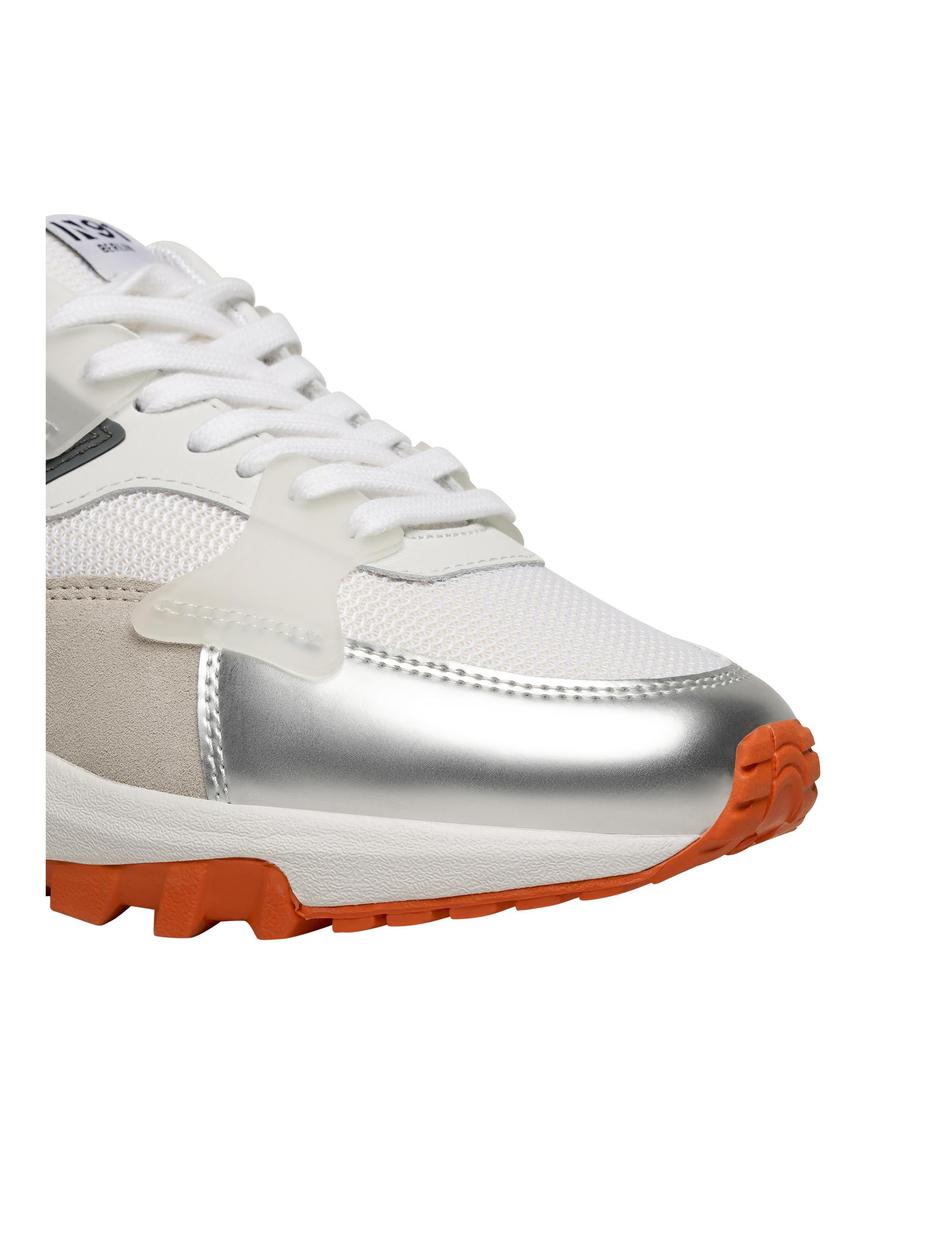 SNEAKER STYLE CHOICE W LM