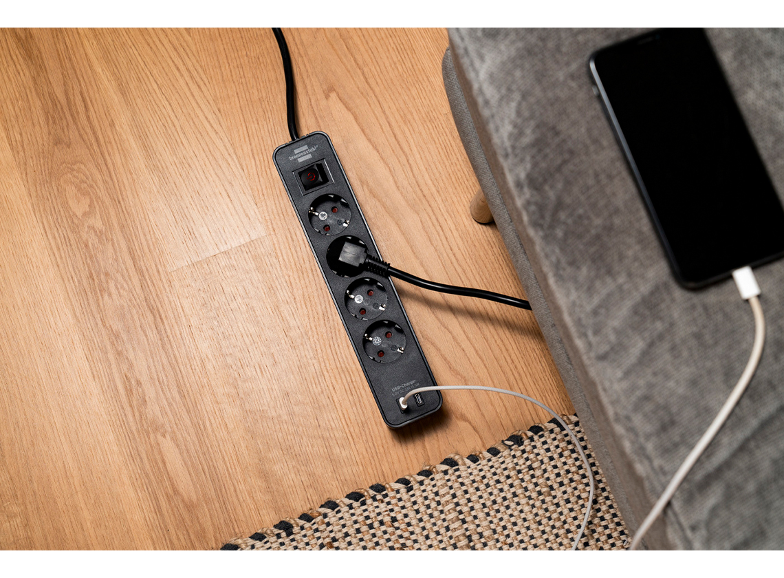 Brennenstuhl Ecolor stekkerdoos met 2 USB-C laadaansluitingen - black
