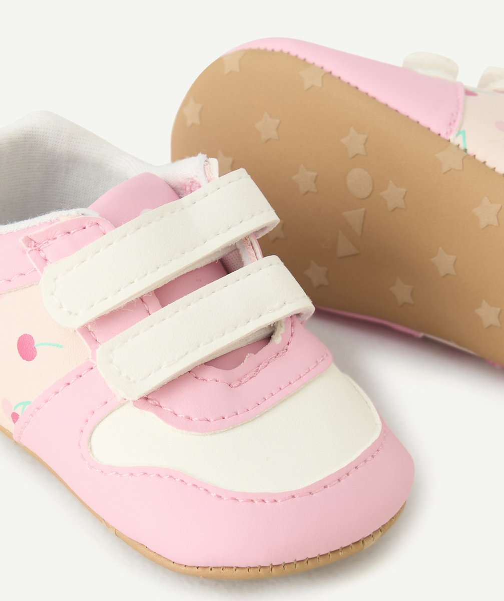 chaussons style baskets bébé fille rose et blanc