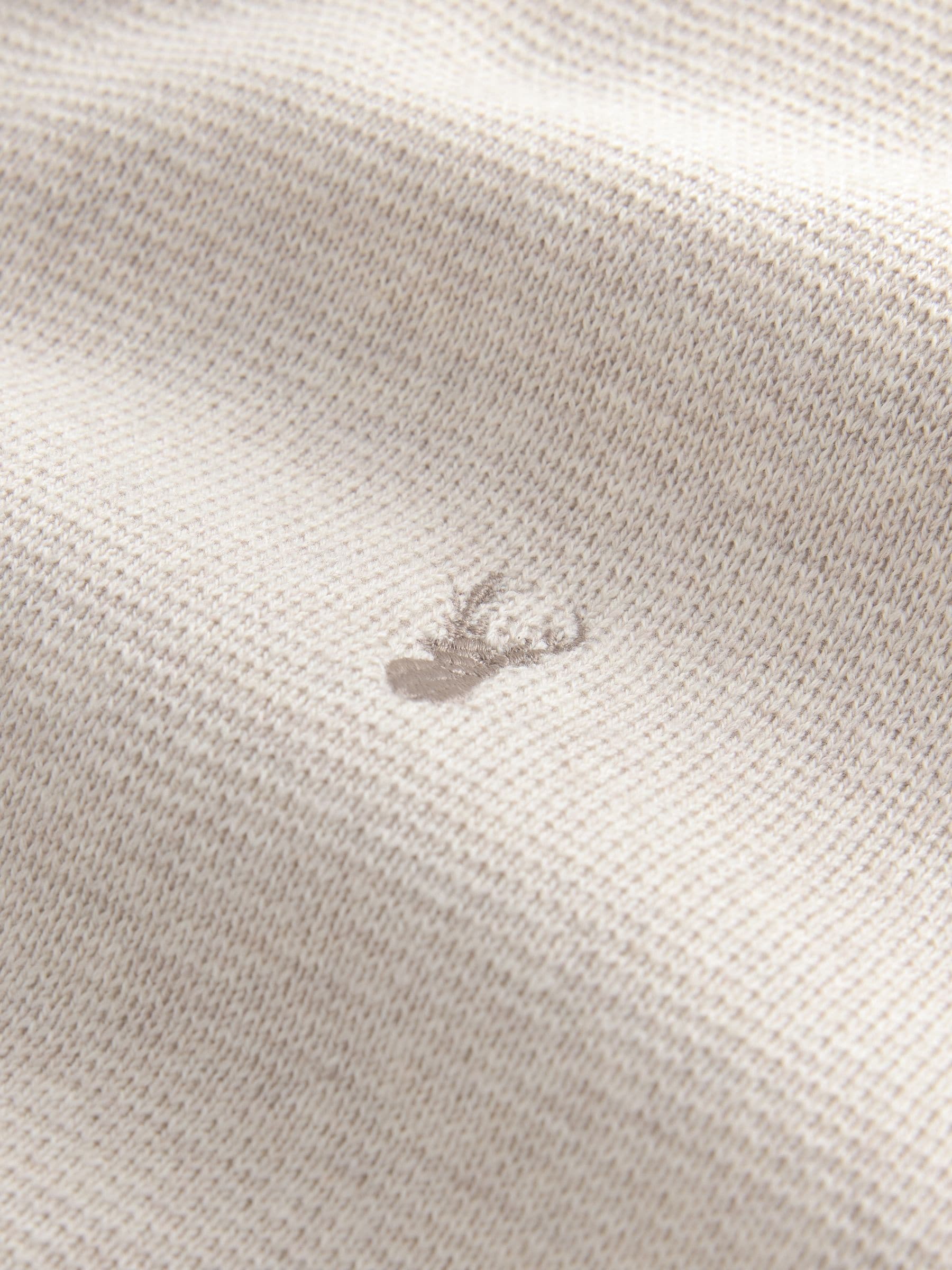 Moutkleurig - Hertlogo - Regular fit 100% katoenen premium trui met korte rits
