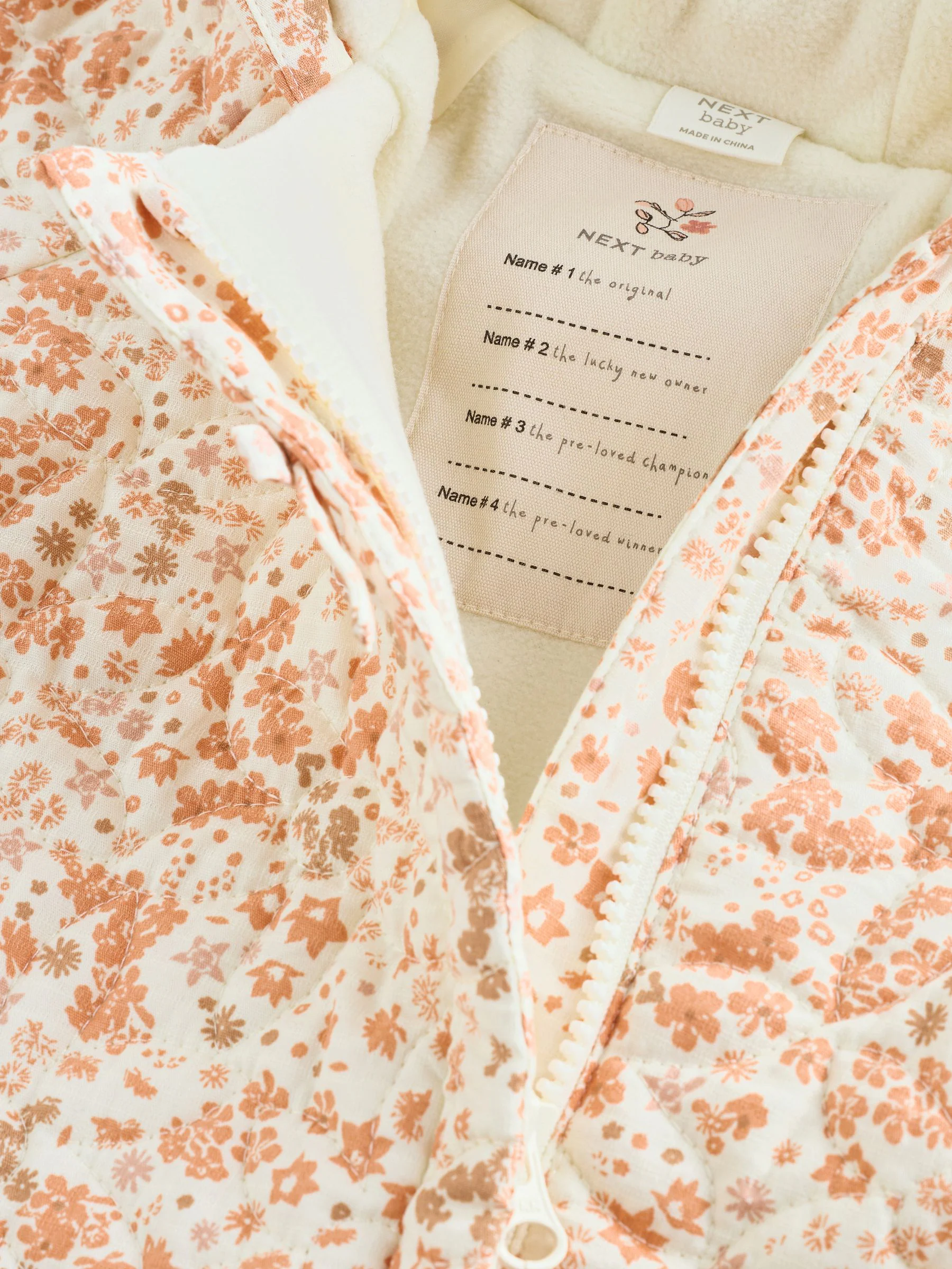Ecru bloemenprint - Baby kinderwagenpak met kreukeltextuur en capuchon (0mnd -2jr)