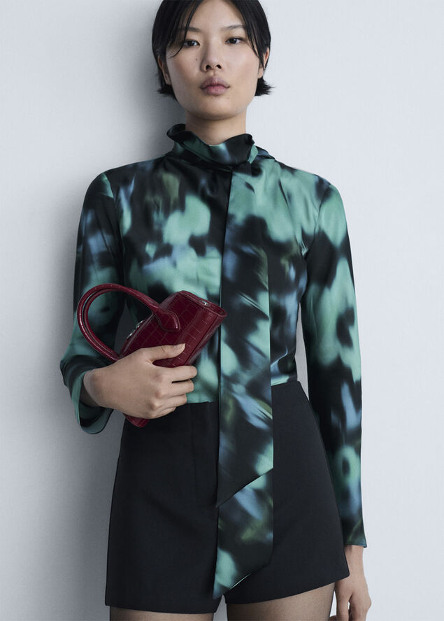 MANGO BLOUSE. -- GRETA Black