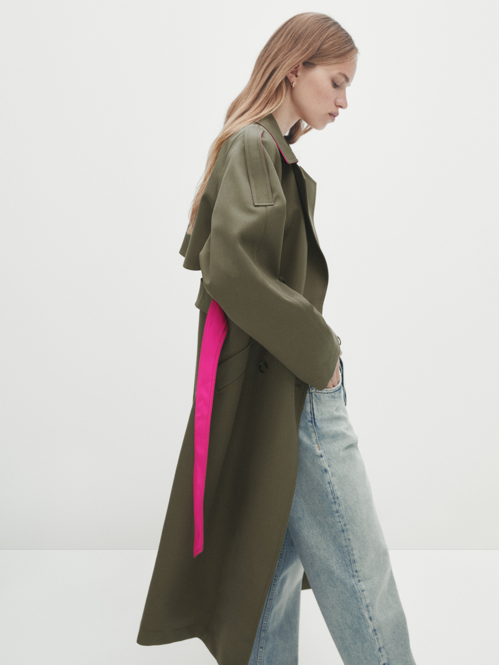 Trench coat em cores contrastantes - CAQUI