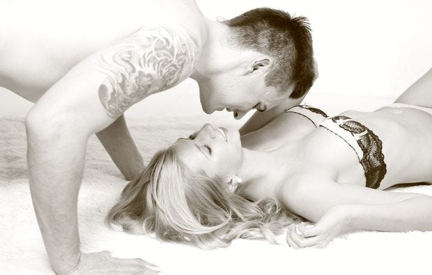 Paar Fotoshooting in Frankfurt als Geschenkidee| mydays