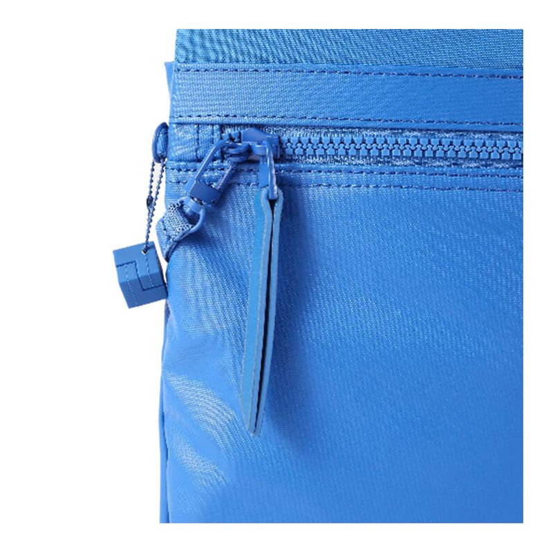 Sac bandoulière Faith 24,5 cm Creased Strong Blue